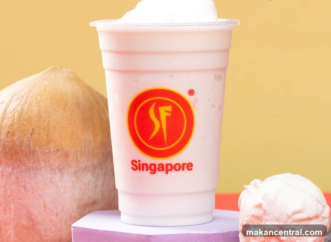 Fruit Smoothie with Fresh Fruit