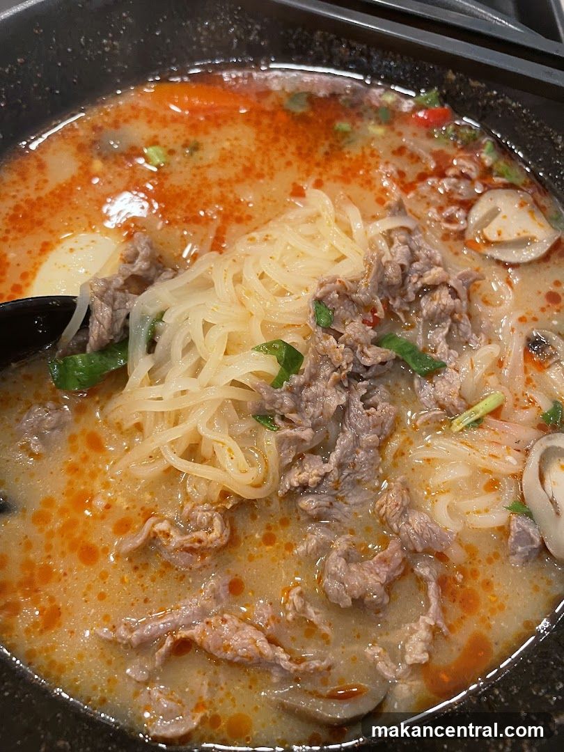 Spicy Noodle Soup with Beef