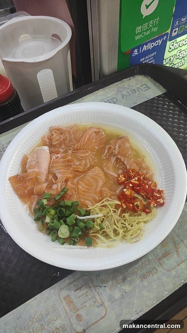 Salmon dish with noodles and chili