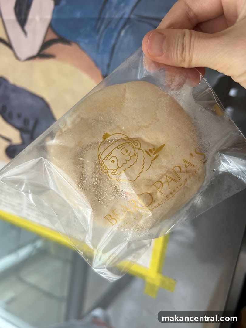 Beard Papa's Cream Puff