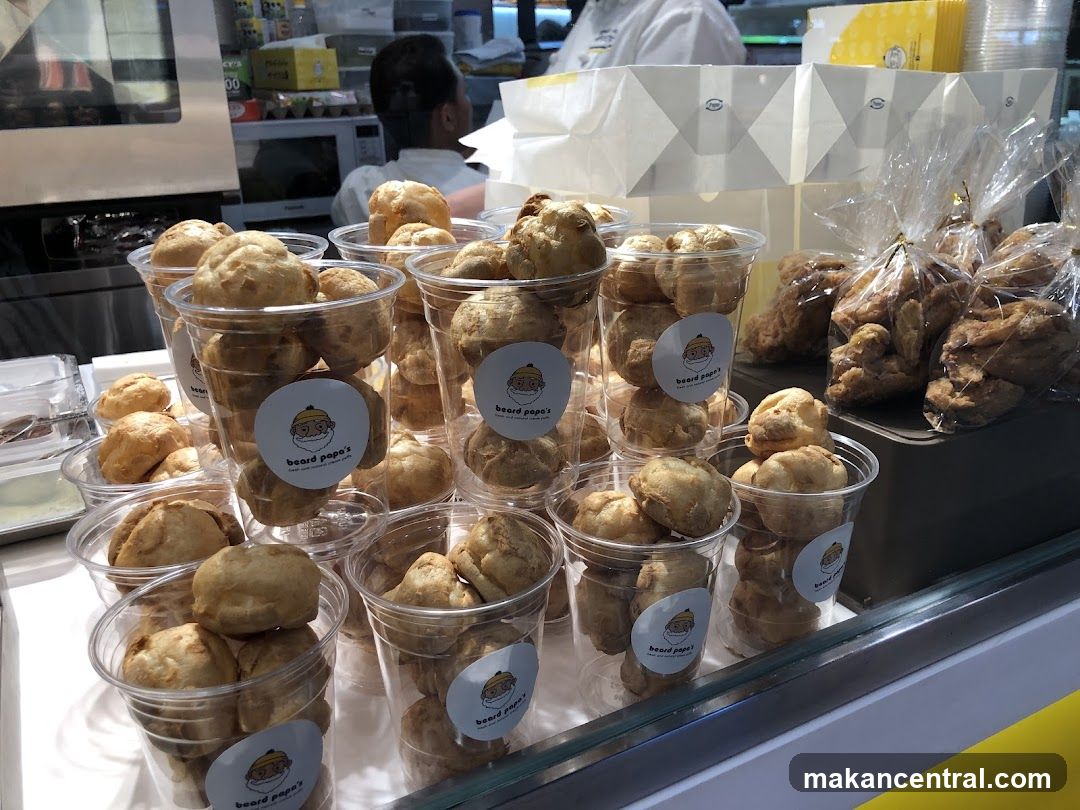 Beard Papa's Cream Puffs