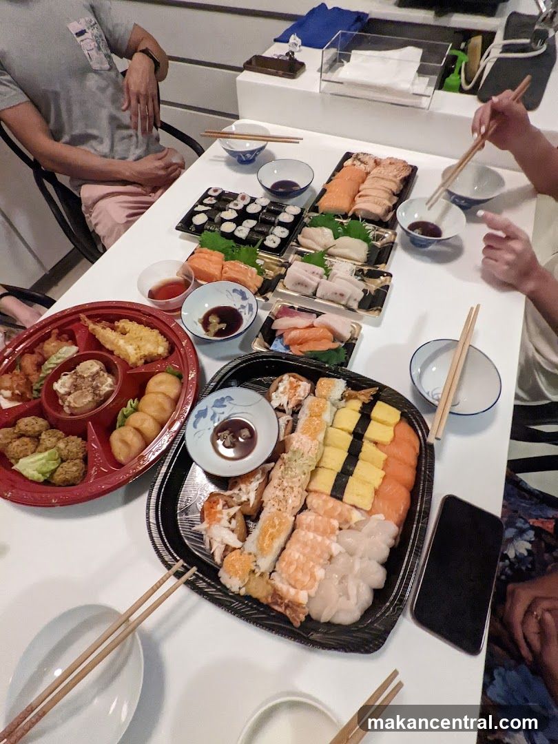 Sushi and Sashimi Platter