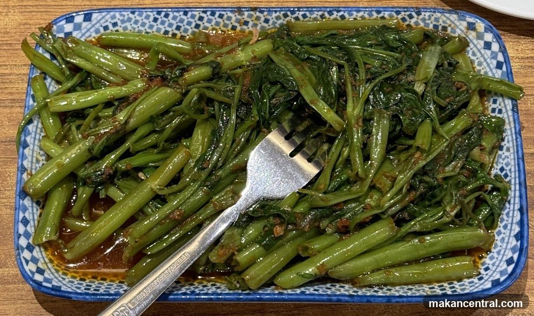 Stir-fried Water Spinach
