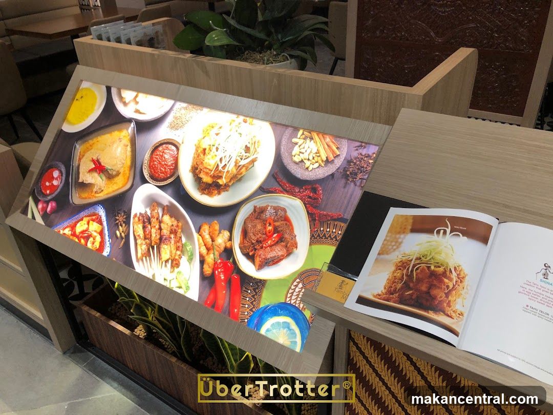 Food Display and Menu