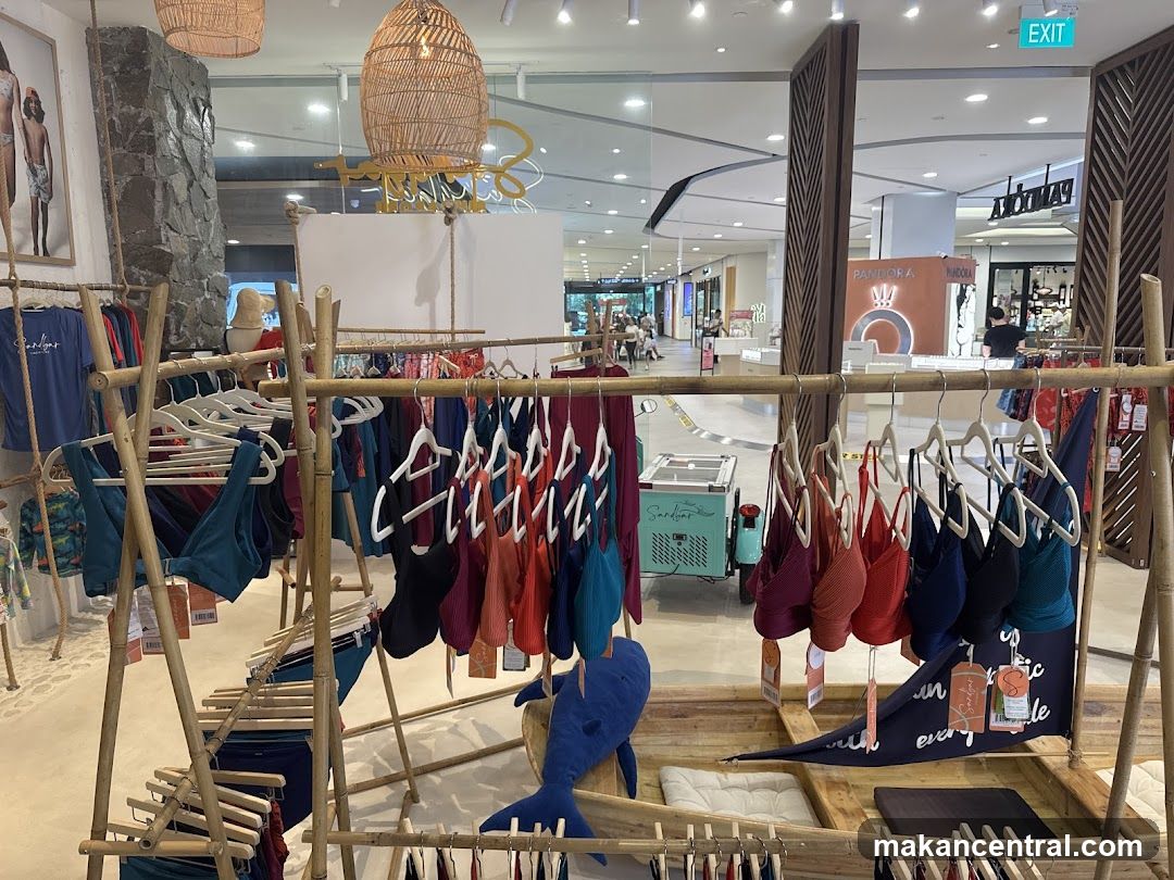 Retail Interior Display