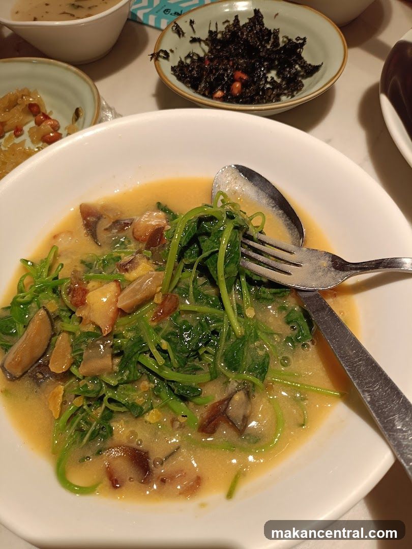 Stir-fried Greens with Mushrooms