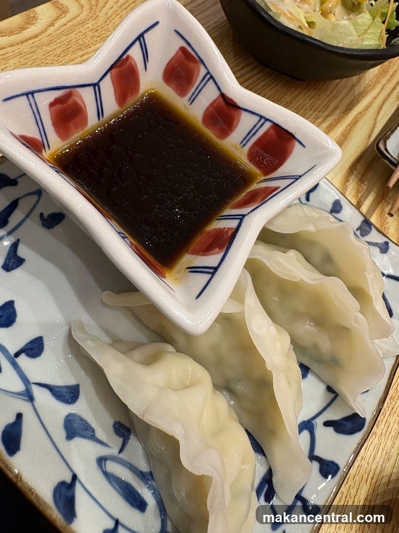 Dumplings with Dipping Sauce