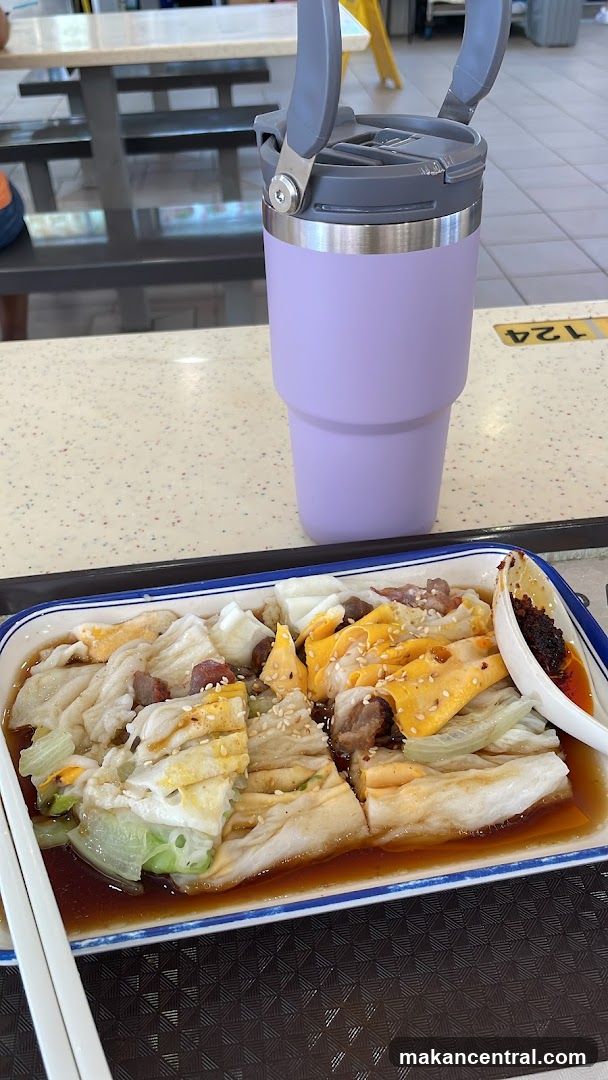 Cheung Fun with Pork and Egg