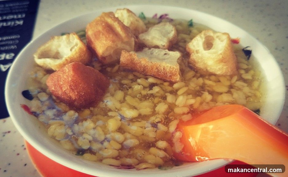 Bowl of Dessert with Fried Dough