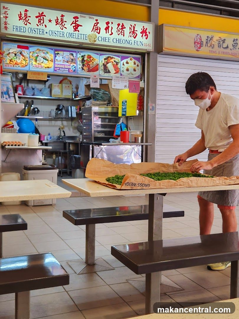 Fried Oyster Omelette and Chee Cheong Fun Stall