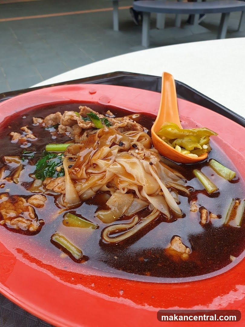 Food dish on tray
