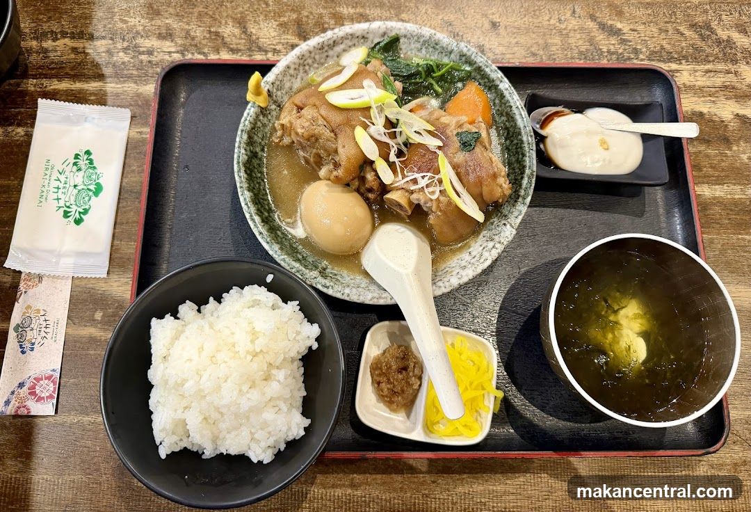 Restaurant Meal Tray