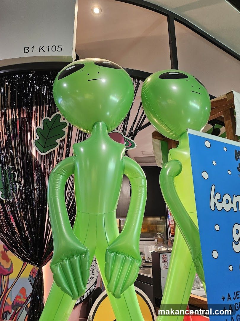 Green Alien Inflatable Figures