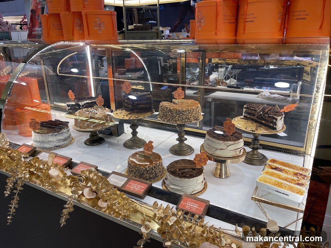 Cake Display Case