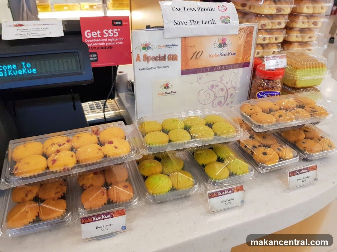 Kedai Kue Kue Counter Display