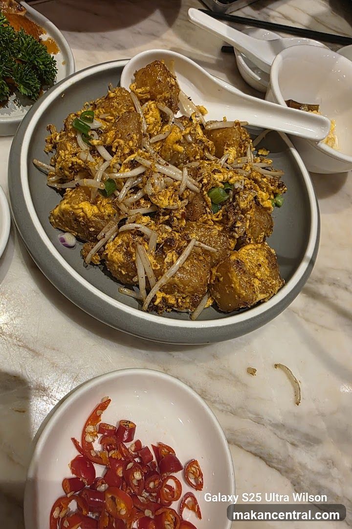 Fried Turnip Cake with Eggs and Bean Sprouts
