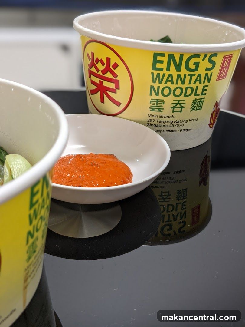 Eng's Wantan Noodle Containers