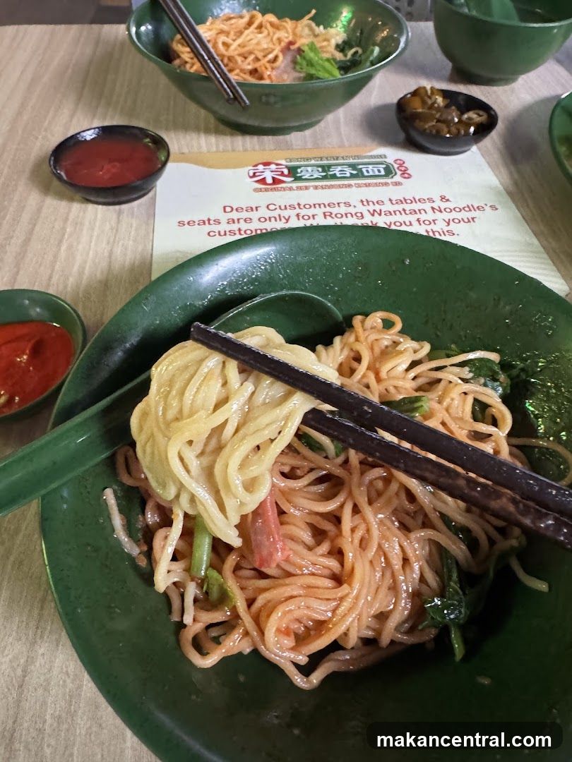 Noodles with Chili Sauce