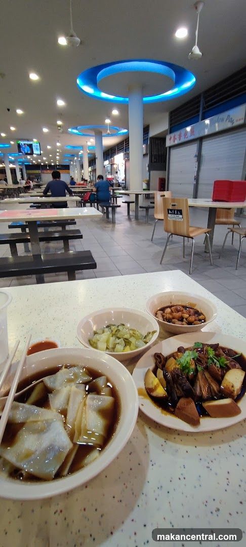 Food court interior with dishes on table