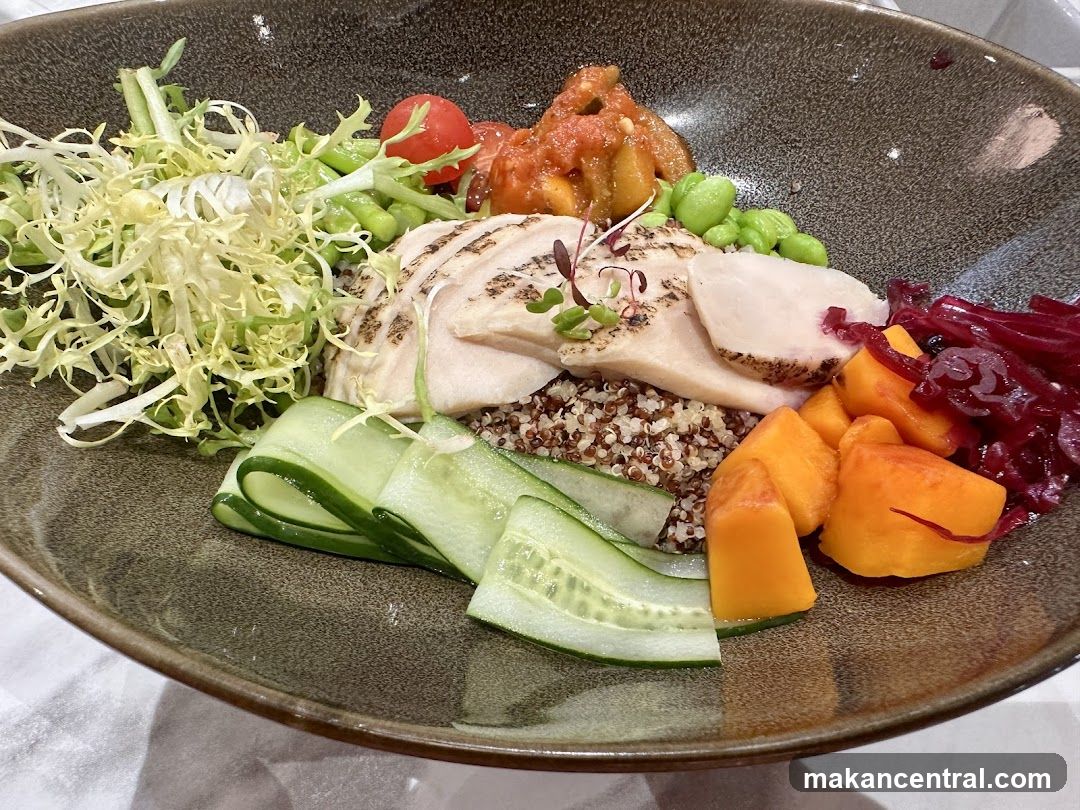 Chicken and Quinoa Bowl