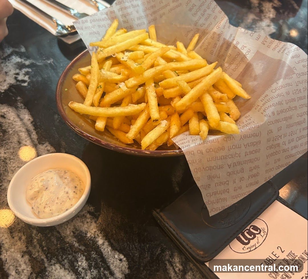 French Fries with Dip