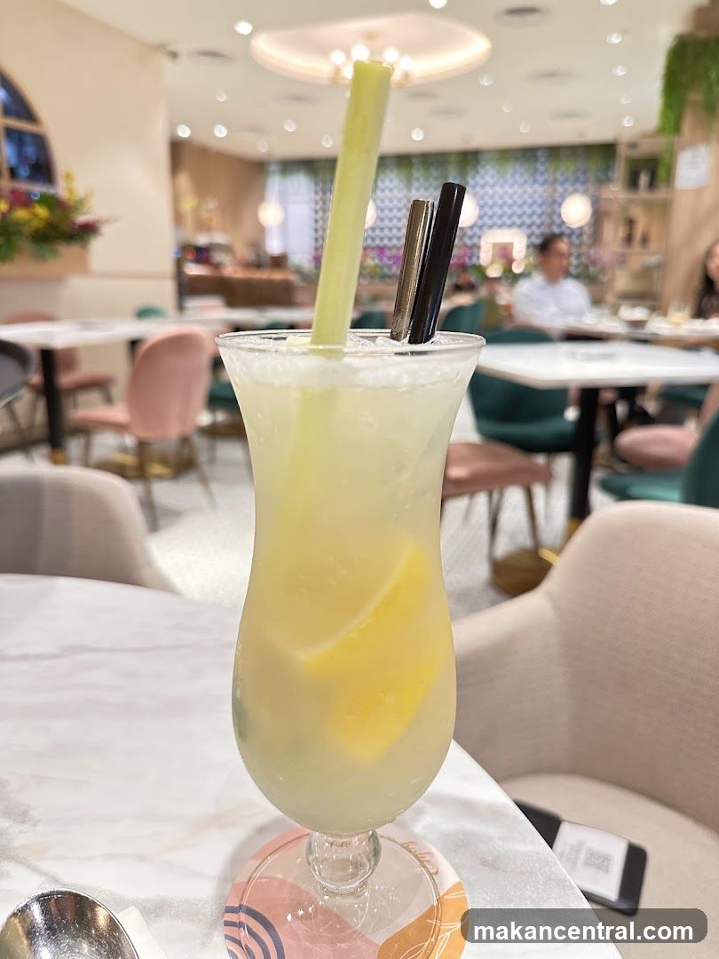 Lemonade with Straws