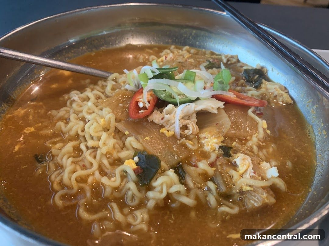 Korean Instant Noodle Soup