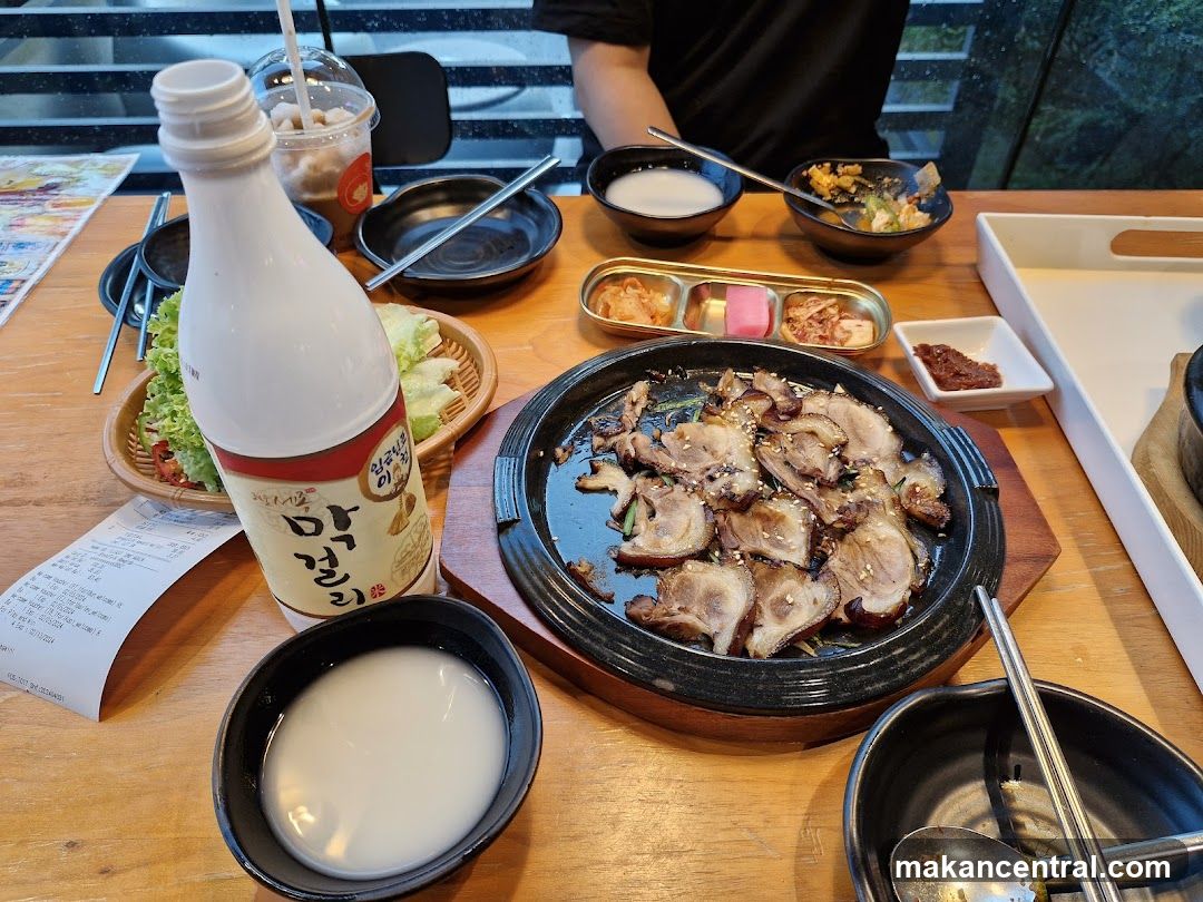 Korean Food Spread