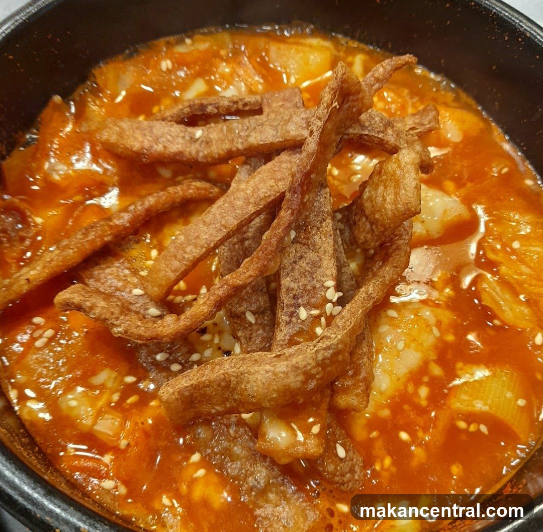 Spicy Stew with Crispy Toppings