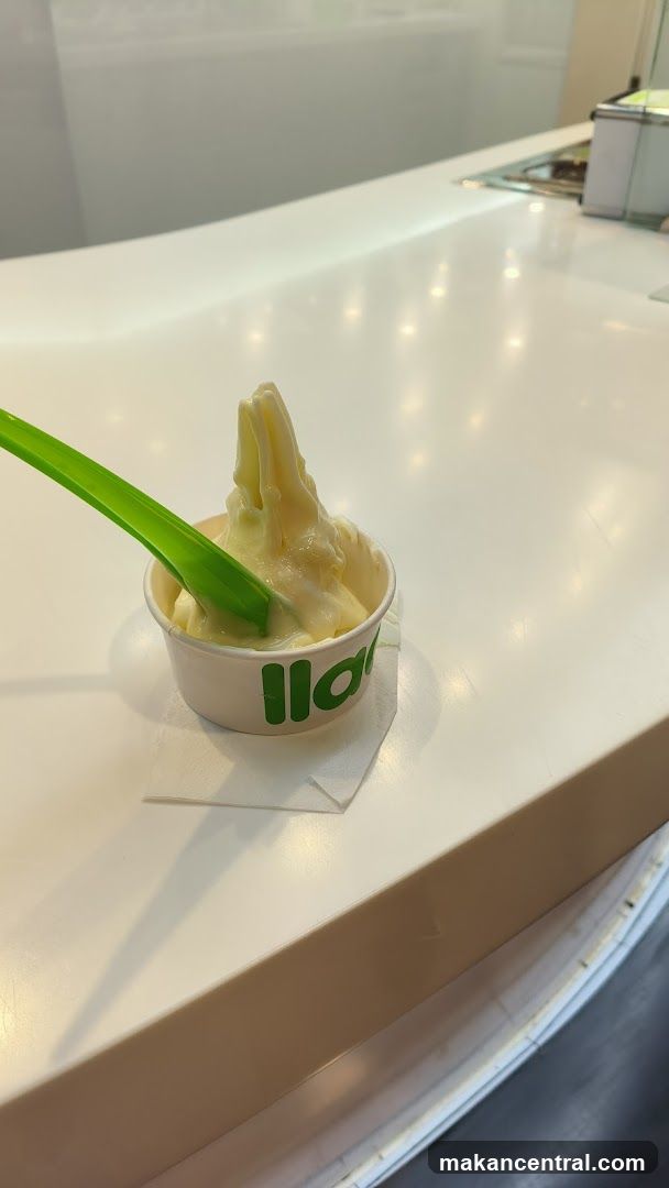 Frozen Yogurt Cup