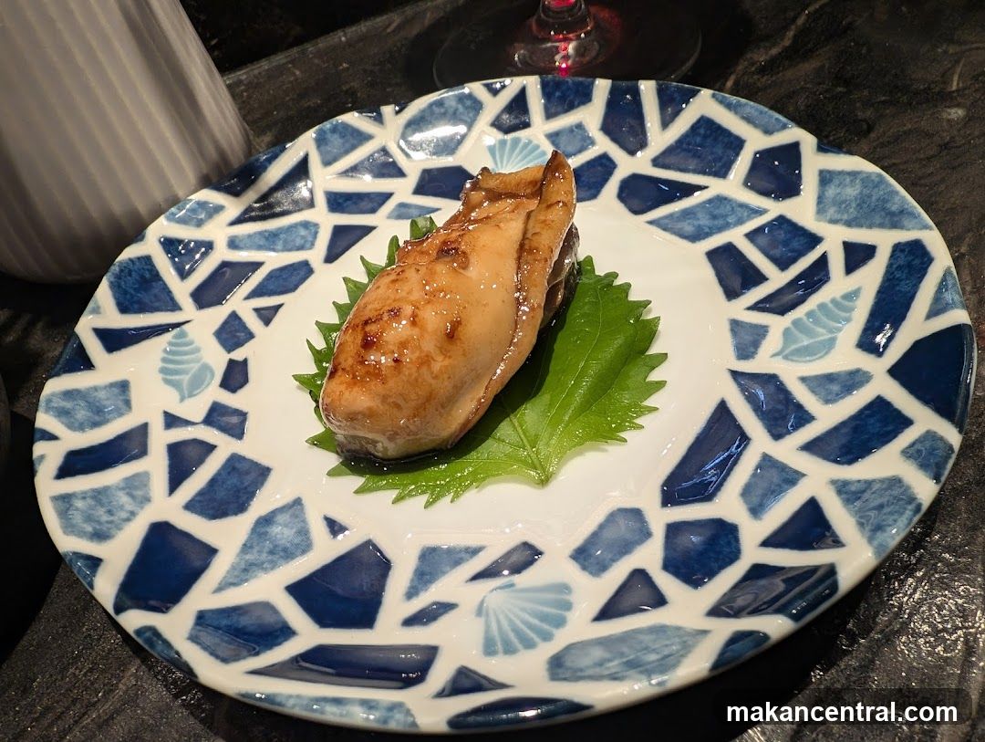 Oyster on a decorative plate