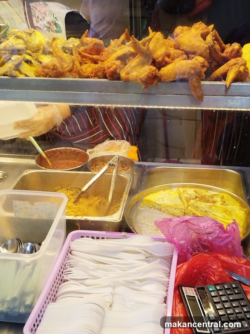 Fried Chicken and Omelette Display
