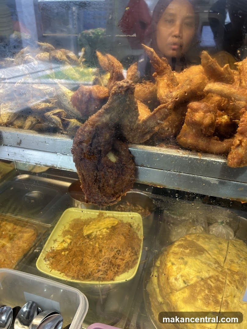 Fried Chicken and Noodles