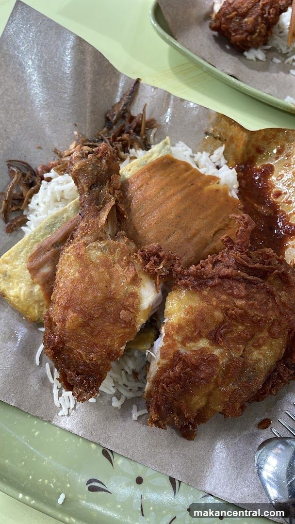 Nasi Lemak with Fried Chicken
