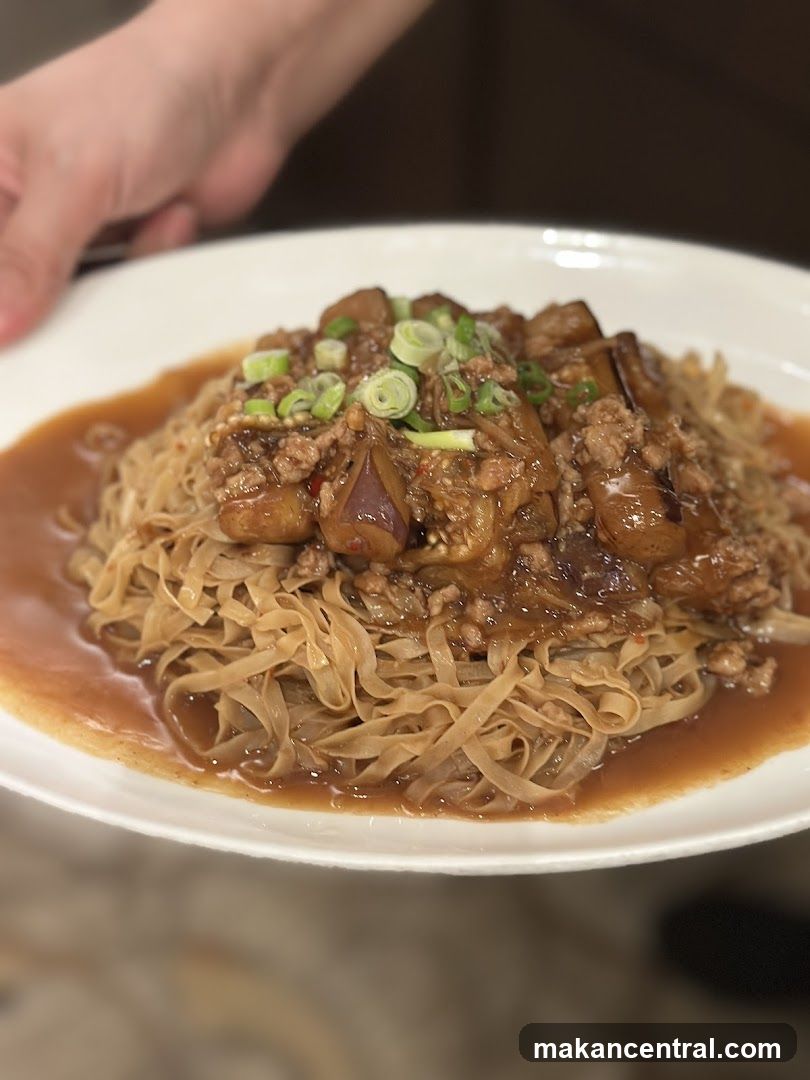 Noodles with Eggplant and Minced Meat