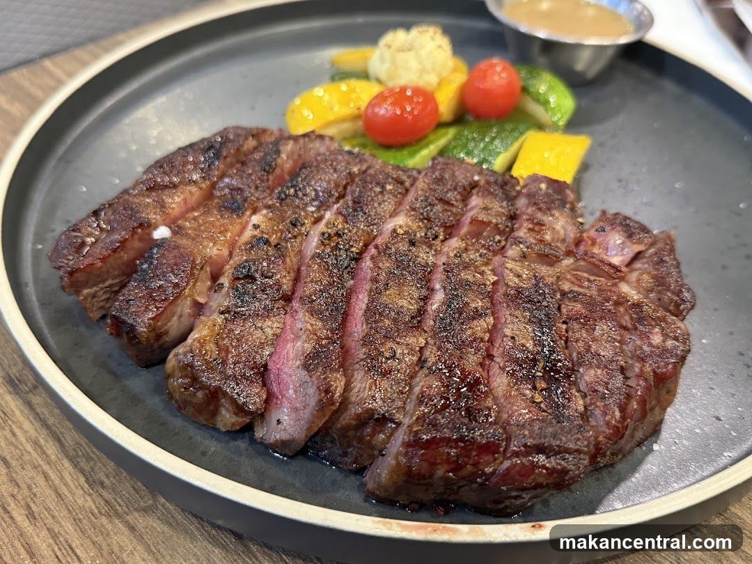 Sliced Steak with Vegetables