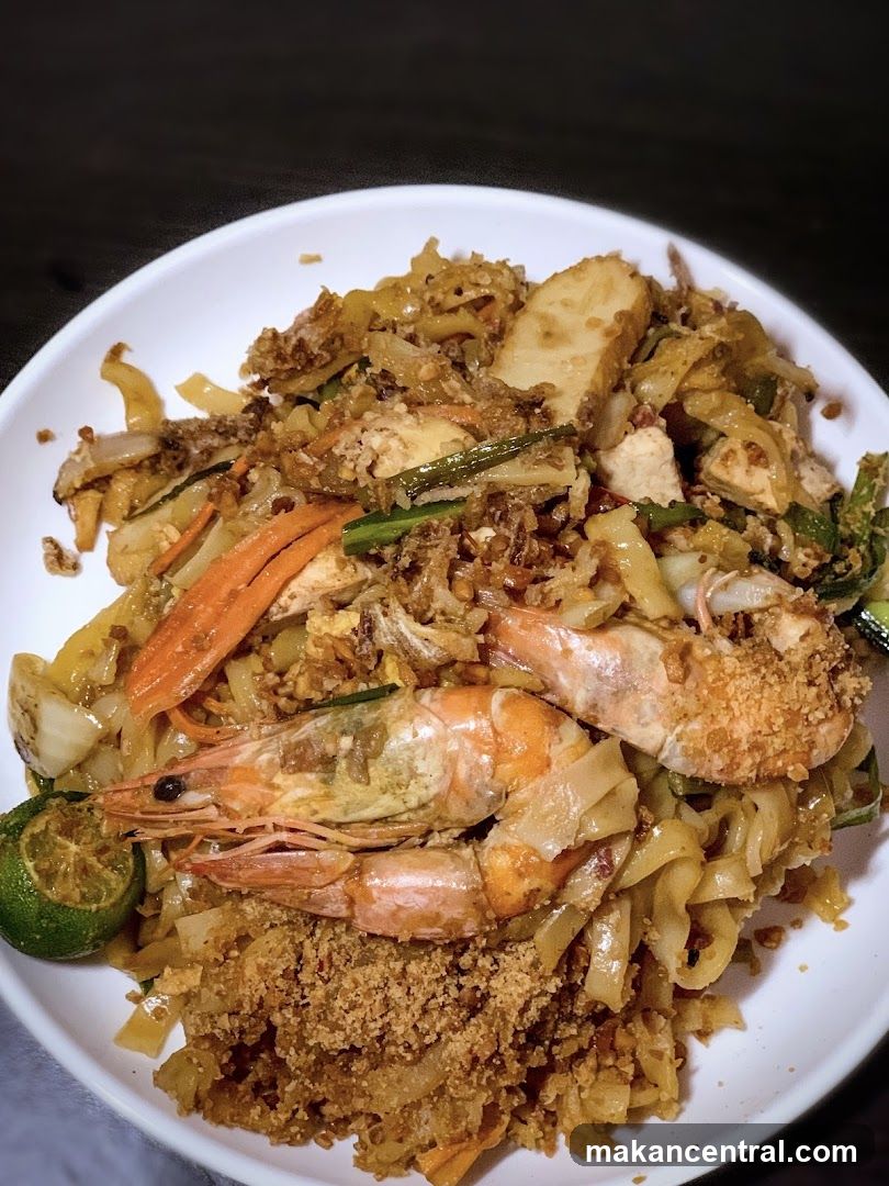 Stir-fried noodles with shrimp