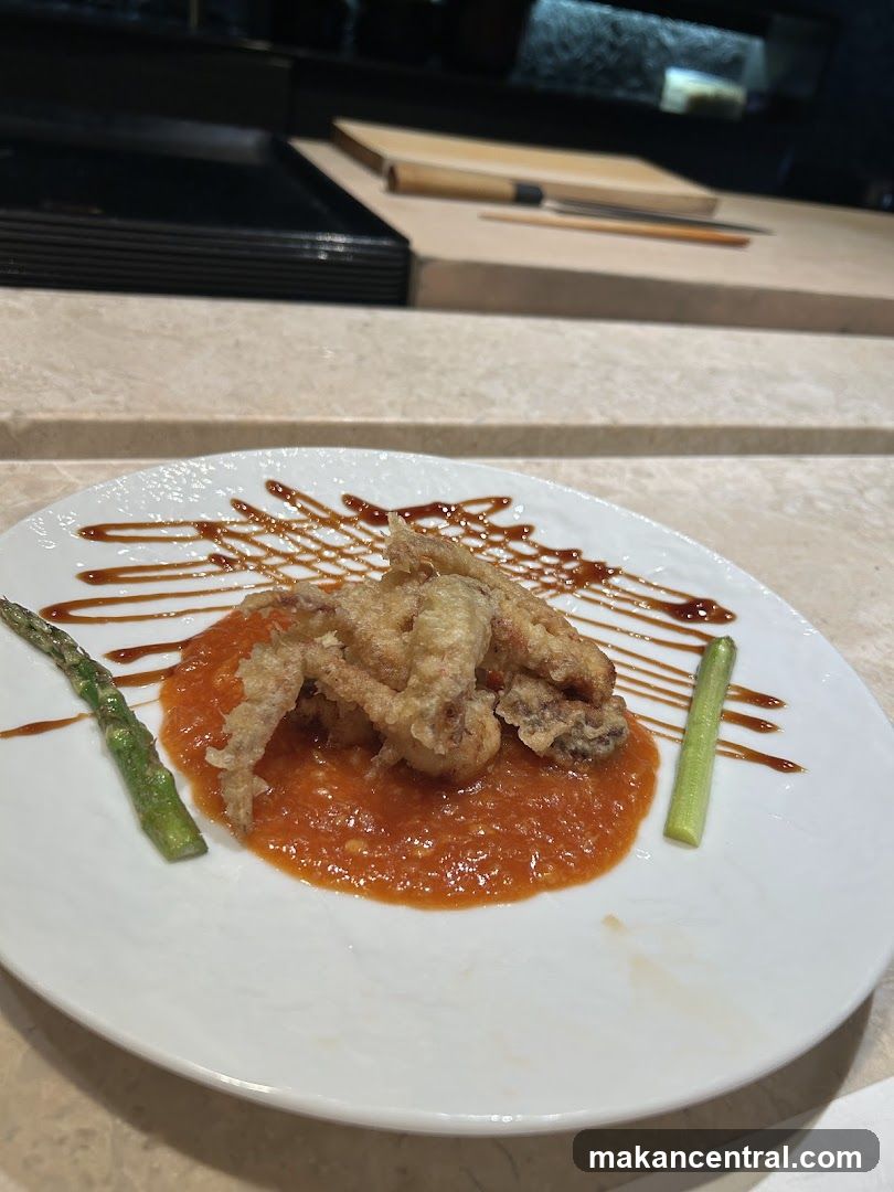 Fried Soft Shell Crab with Sauce and Asparagus