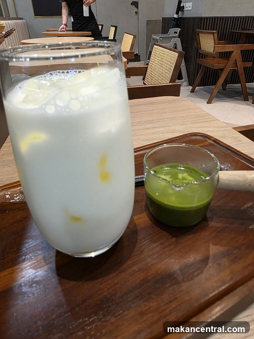 Milk drink with matcha