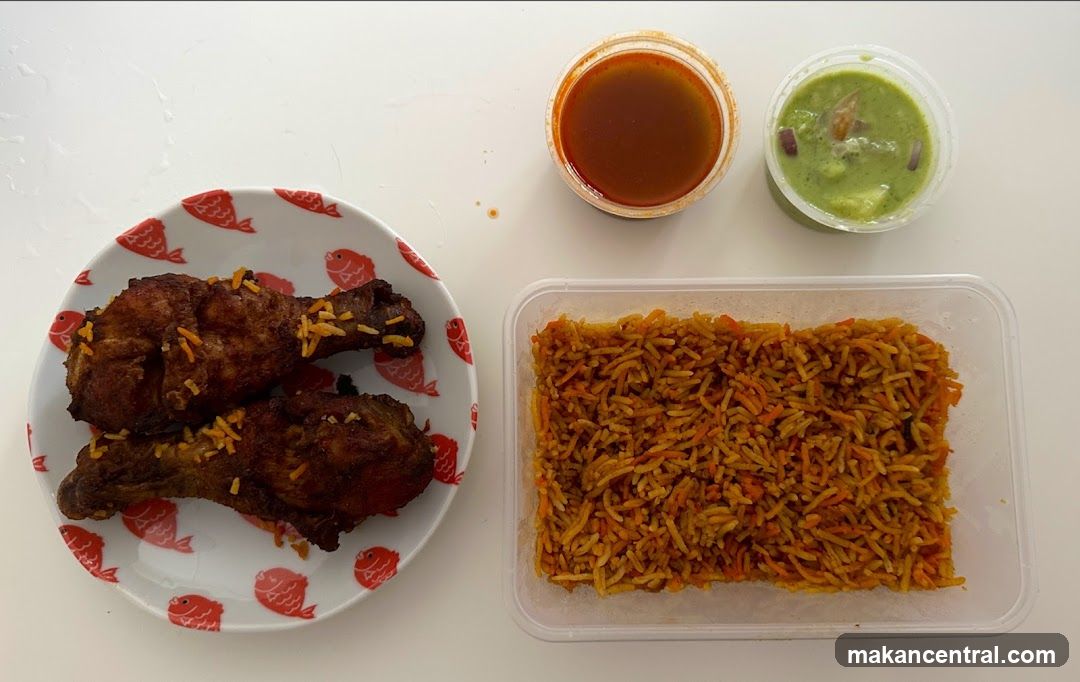 Fried Chicken with Rice and Dips