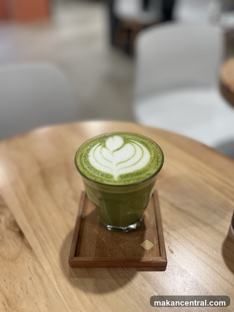 Matcha Latte with Latte Art