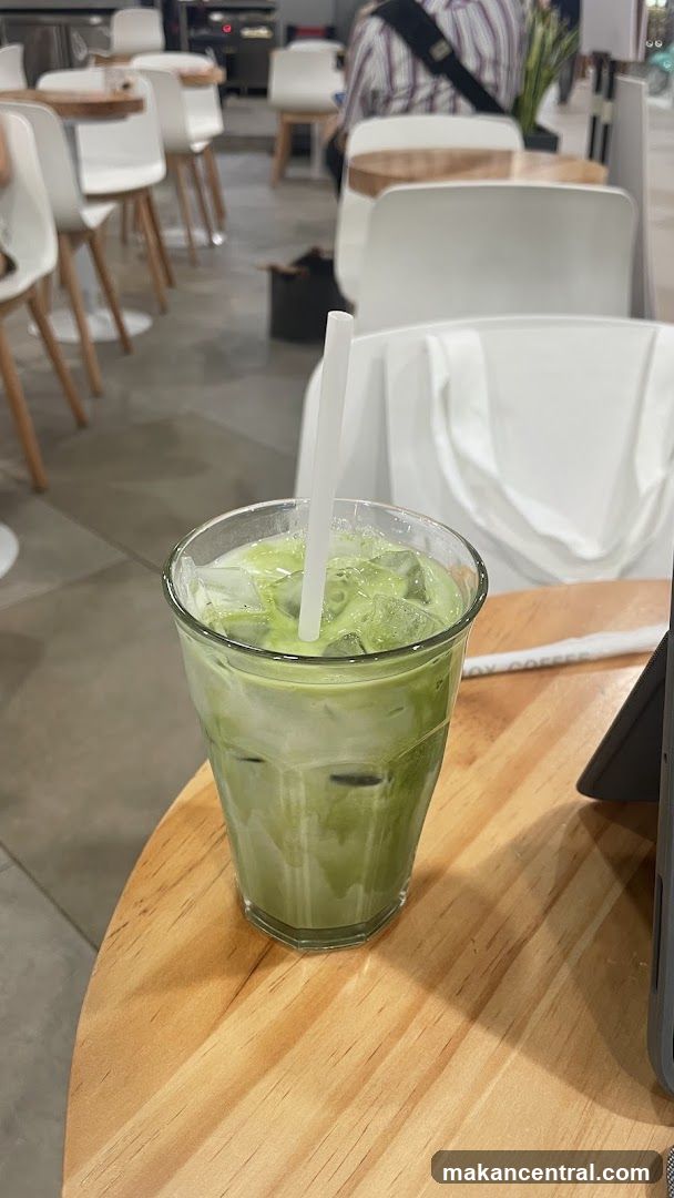 Iced Matcha Latte