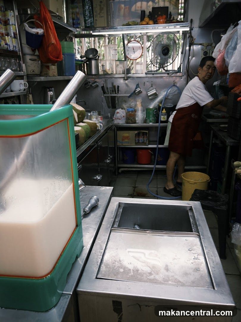 #02-39 Juice Shop