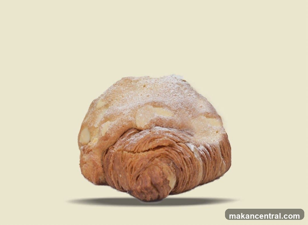 Almond Croissant