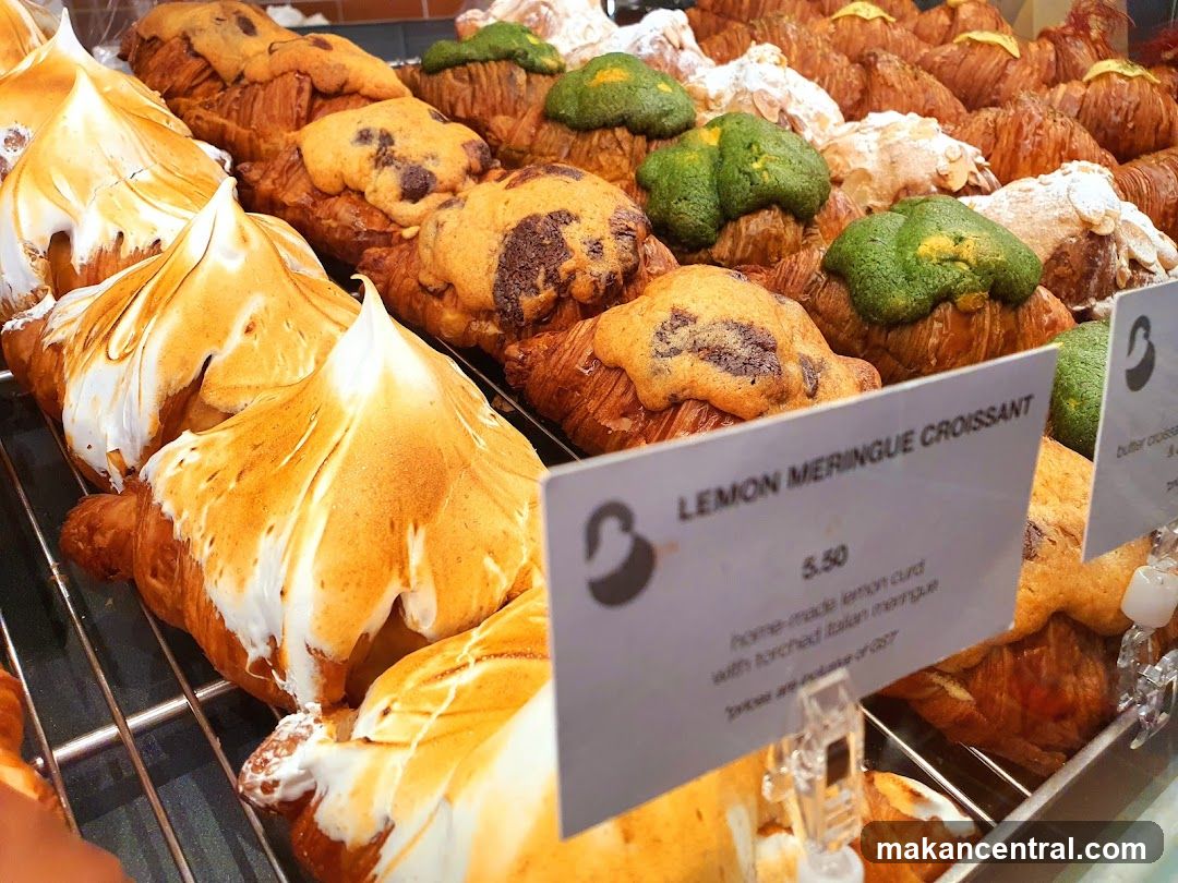 Croissants Display
