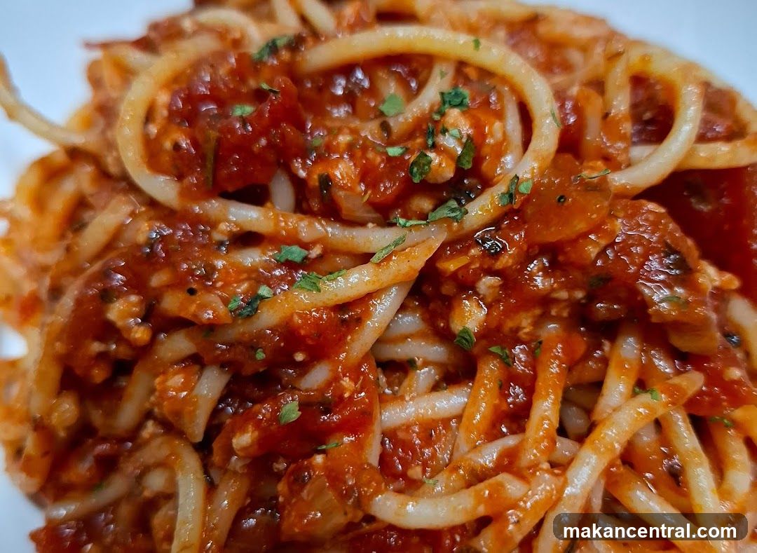 Spaghetti with Meat Sauce