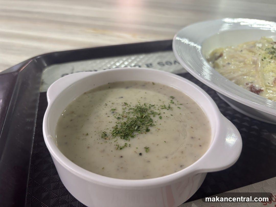 Creamy Mushroom Soup and Pasta