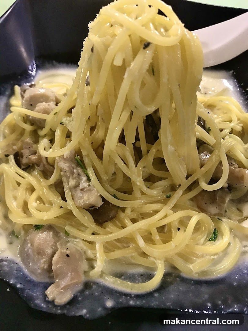 Creamy Pasta with Chicken and Mushrooms