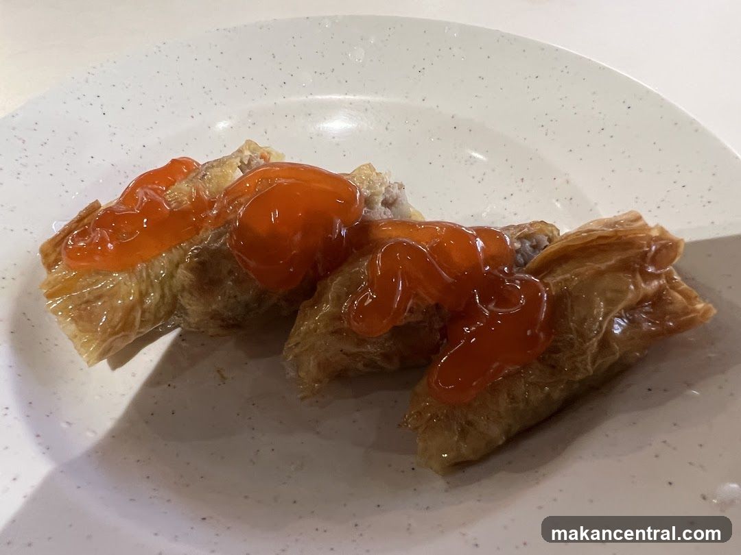 Fried Bean Curd Rolls with Sauce