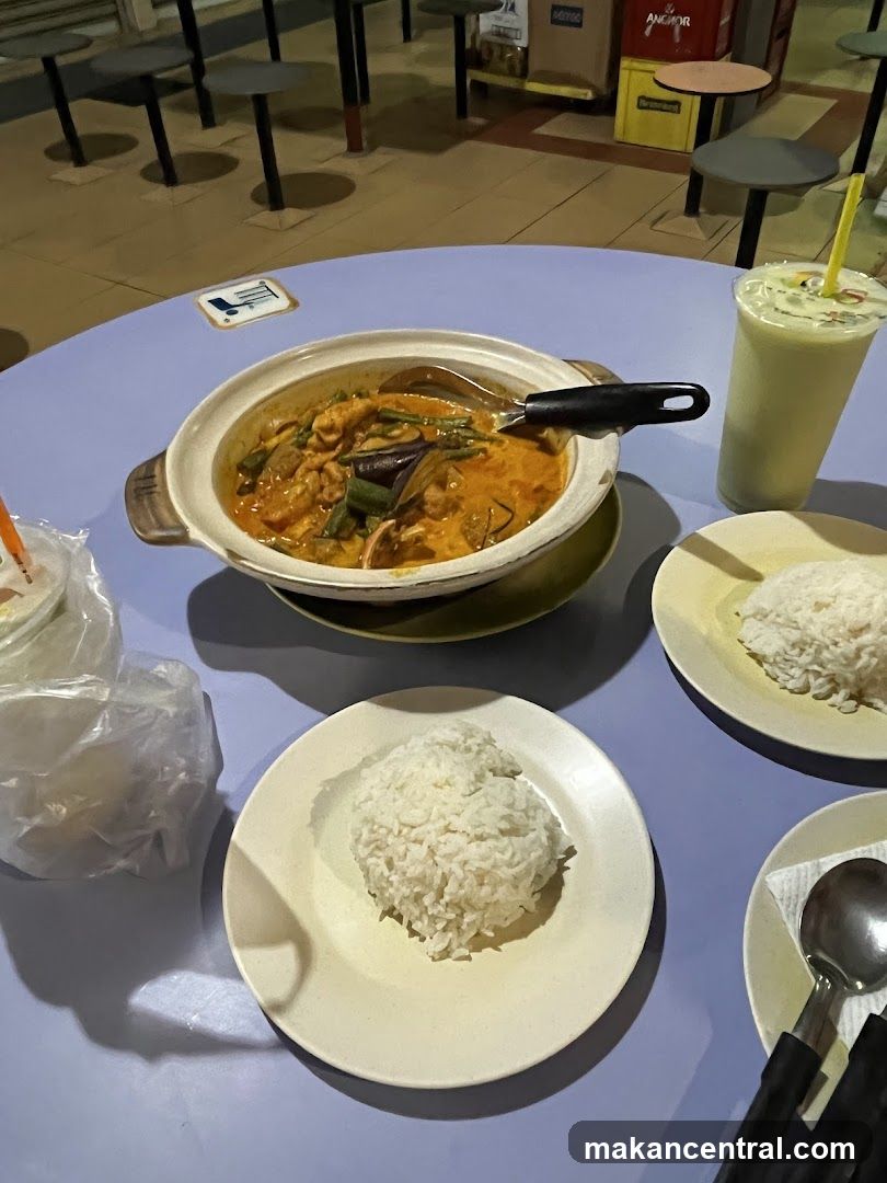 伊路發 Yi Lu Fa Curry Fish Head & Steamboat)